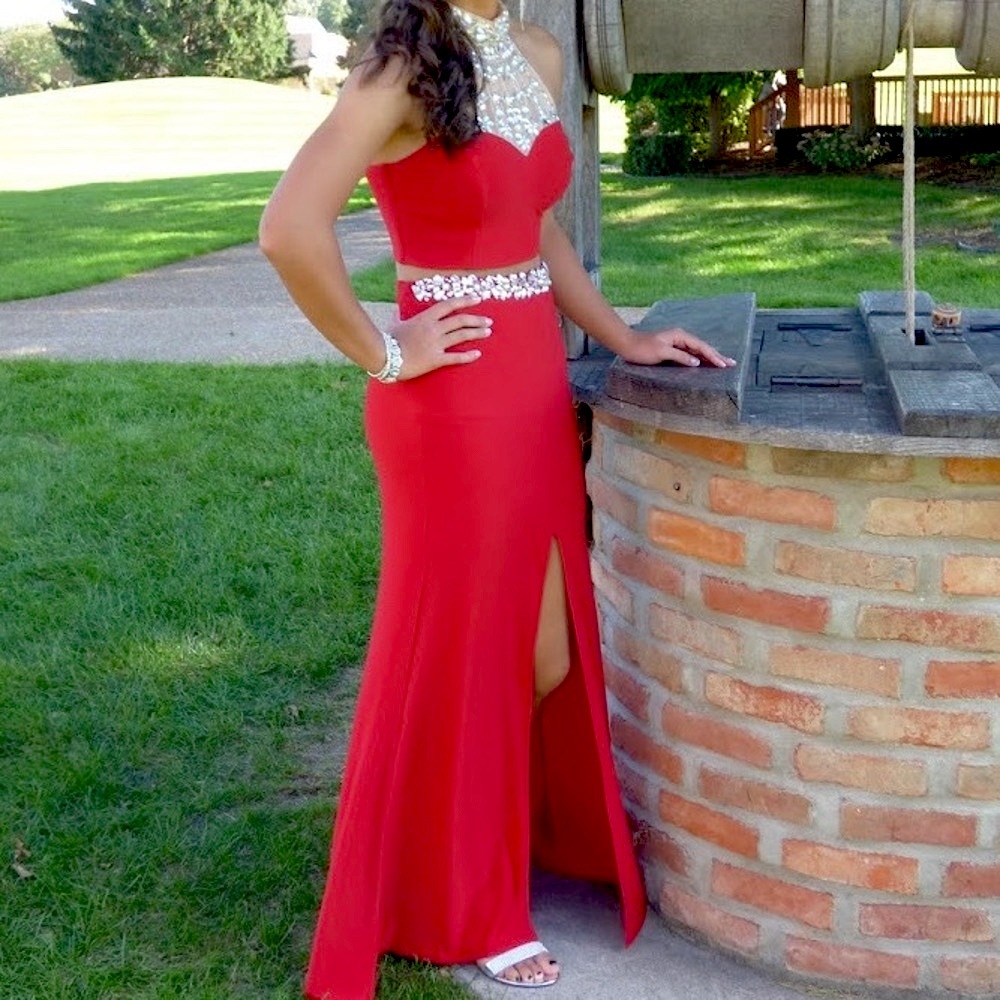 2-piece hoco/prom dress💃